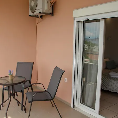 فندق Thea-tro لايميناس